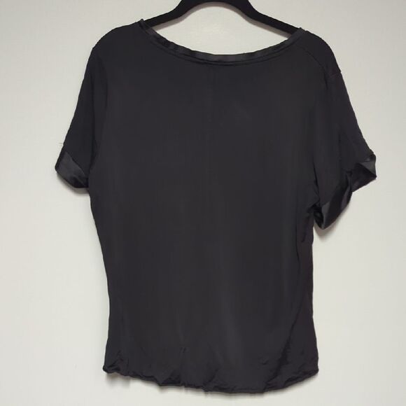 Banana Republic Relaxed Black Short Sleeve Blouse - Picture 3 of 5